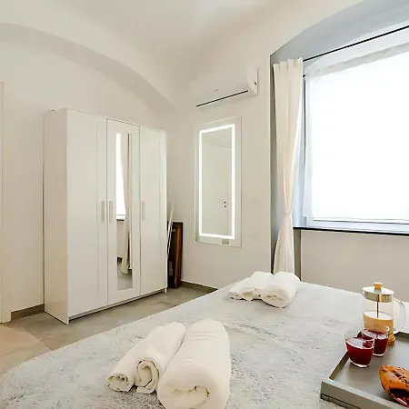 Apartment Nel Cuore Di - Siti Unesco-la Meridiana House *